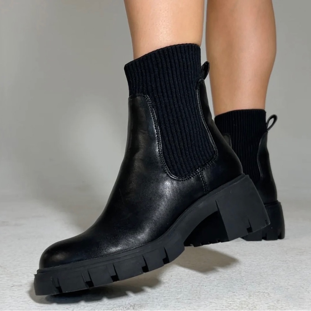 Steve Madden Hutch Black Chelsea Boots